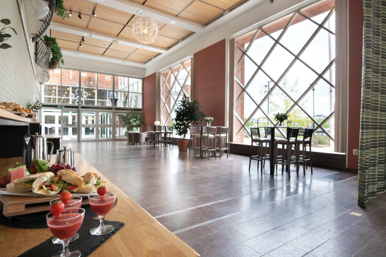 Quality Hotel Galaxen Borlänge Extérieur photo